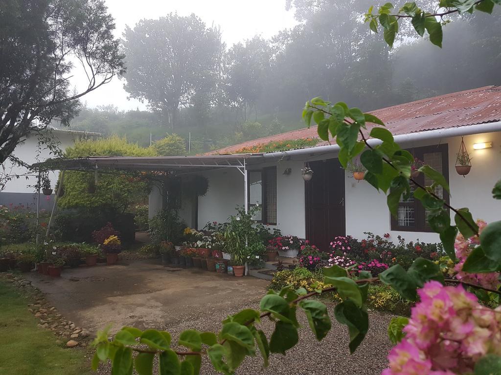 Hotel Rheinberg Town Haus Munnar Exterior foto