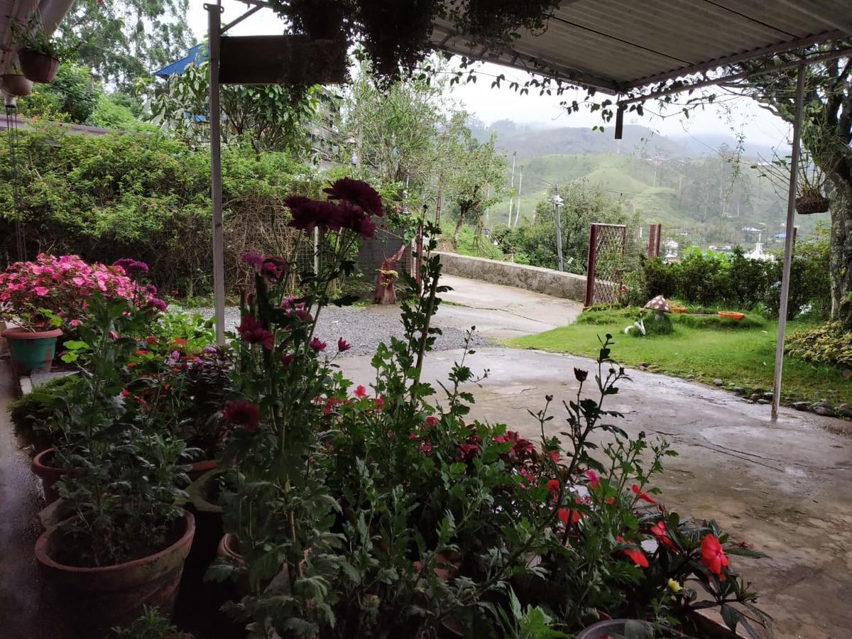 Hotel Rheinberg Town Haus Munnar Exterior foto